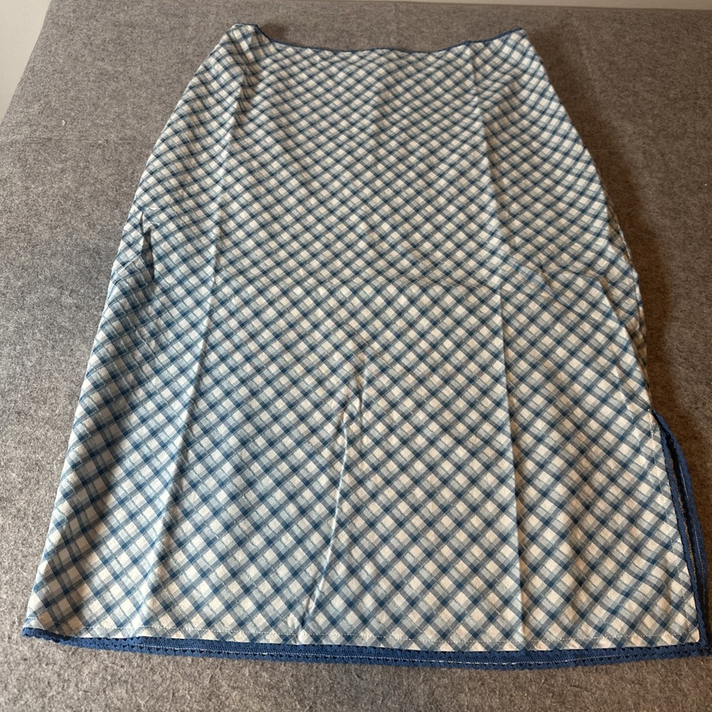 Le Lis Blue White Checkered skirt Medium Side Zipper and slit Romantic NWT